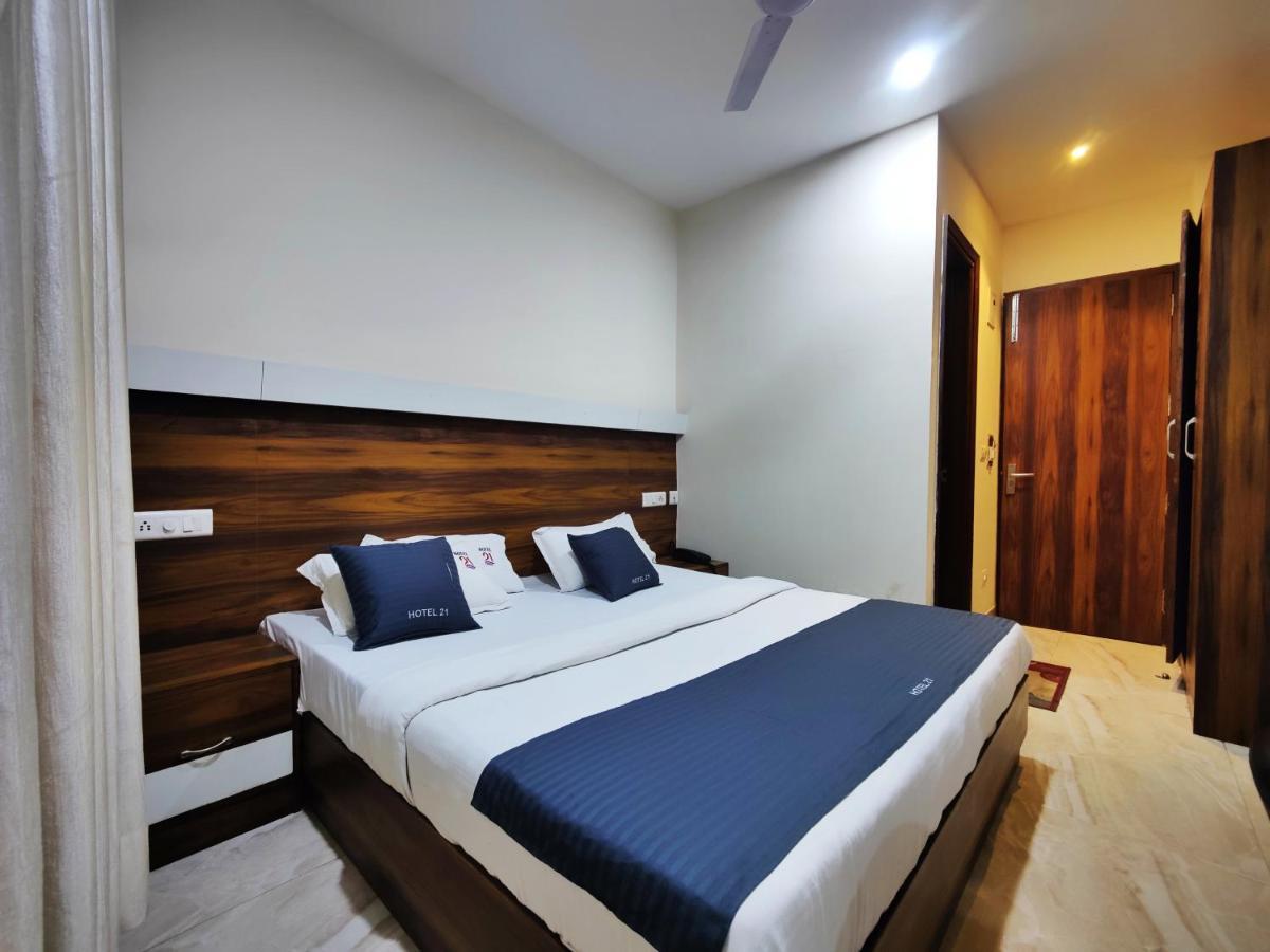 Hotel 21 Next To Chd Railway Station Chandīgarh Exterior foto